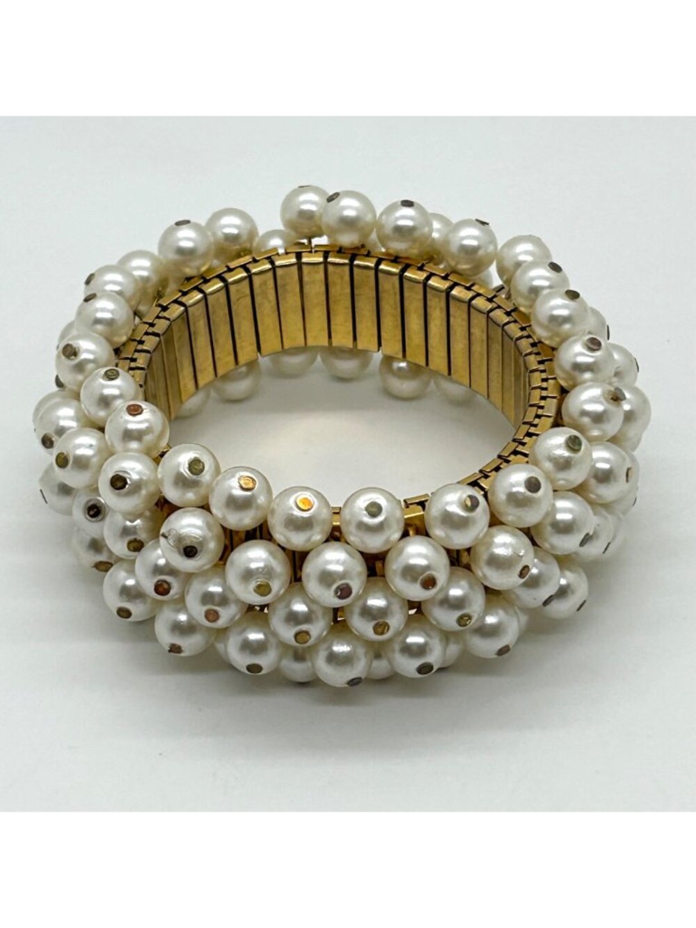 Vintage Faux Pearl Cha-Cha Stretch Bracelet With Gold-Toned Expansion Design